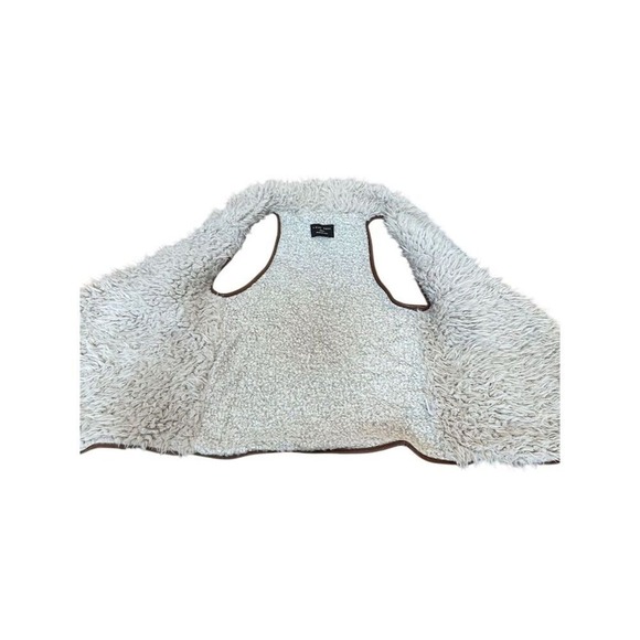 Love Tree‎ Womens Beige Faux Fur Sherpa Vest Size Small Casual Open Front - Picture 3 of 8